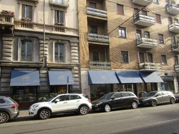 negozio in vendita a Milano in zona Solari