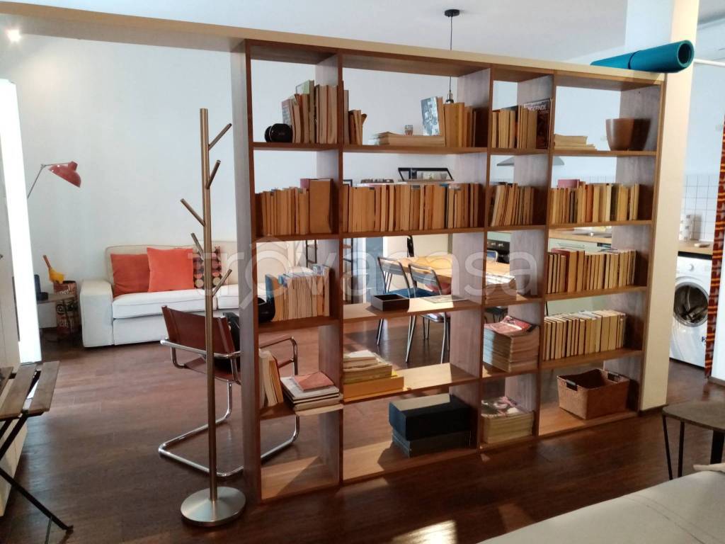 appartamento in vendita a Milano in zona Loreto