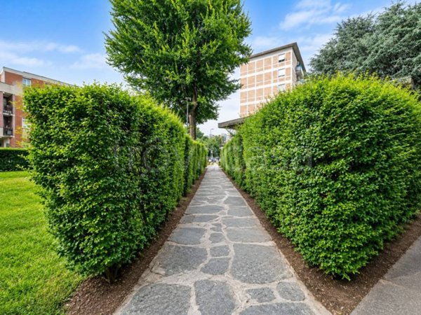 appartamento in vendita a Milano in zona Quartiere degli Olmi