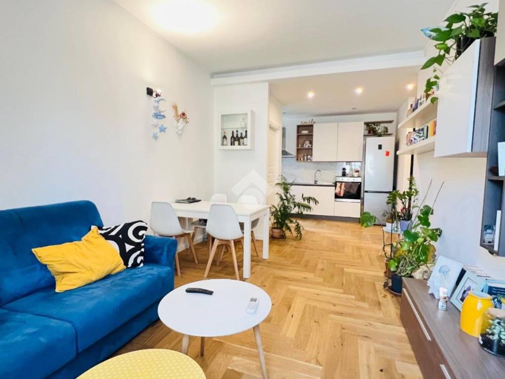 appartamento in vendita a Milano in zona Barona
