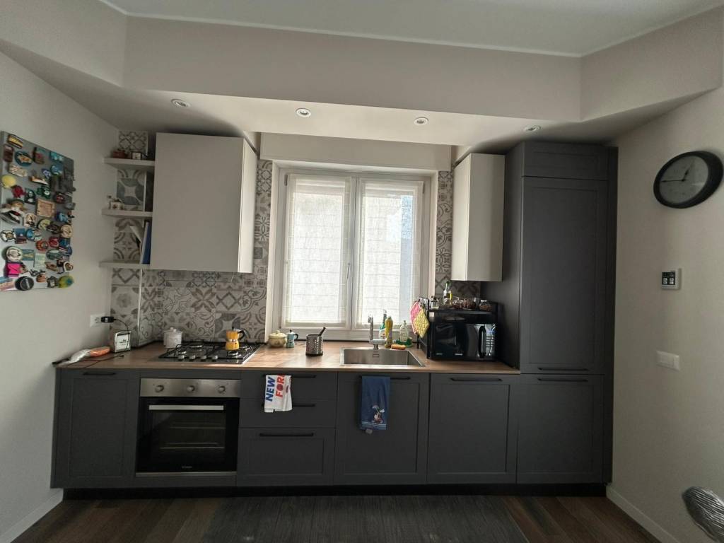 appartamento in vendita a Milano in zona Lorenteggio
