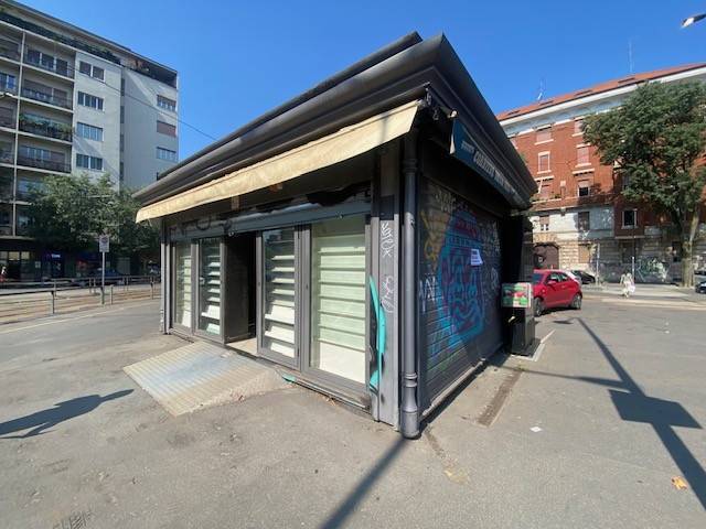 negozio in vendita a Milano in zona Isola