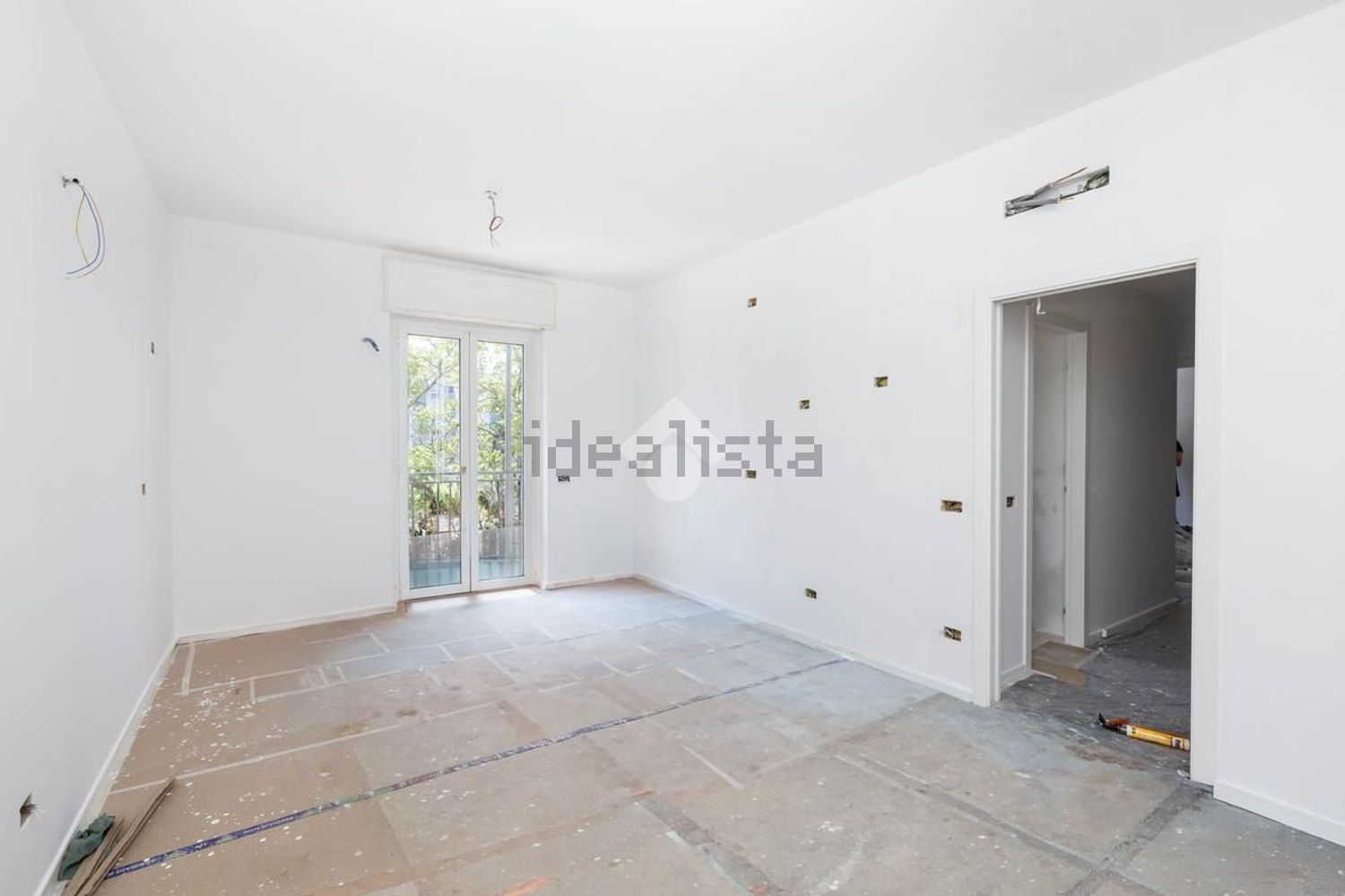 appartamento in vendita a Milano in zona Lorenteggio