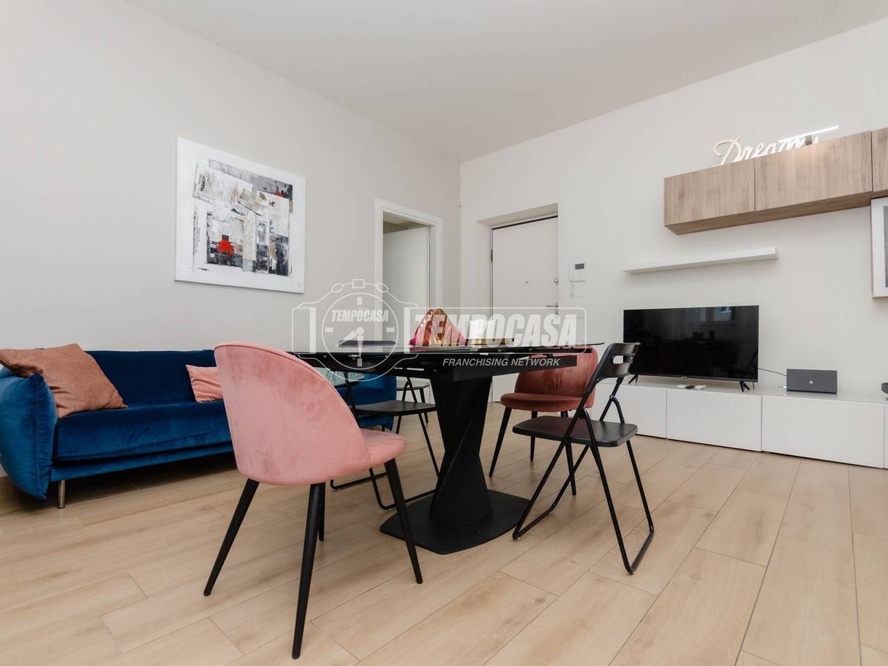 appartamento in vendita a Milano in zona Porta Nuova