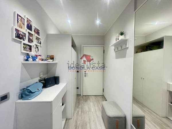 appartamento in vendita a Milano in zona Gallaratese