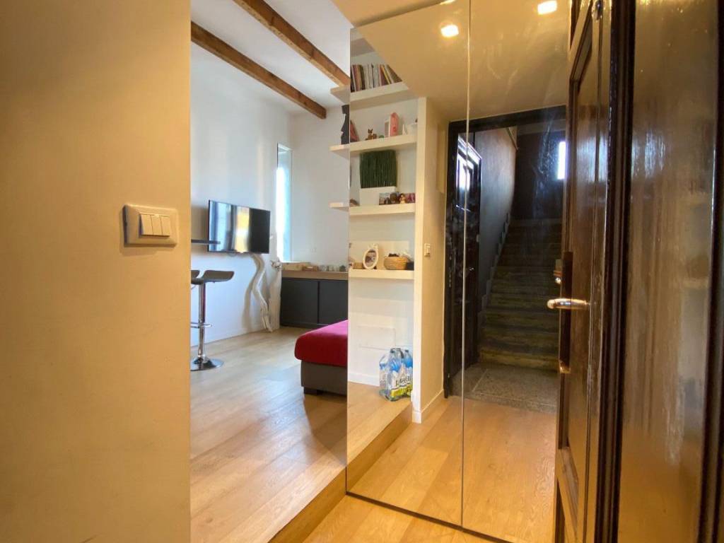 appartamento in vendita a Milano in zona Il Portello