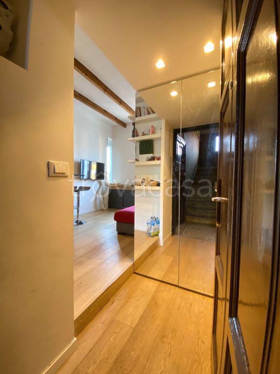 appartamento in vendita a Milano in zona Villapizzone