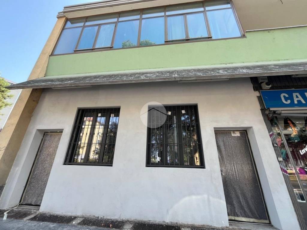 appartamento in vendita a Milano in zona Lorenteggio