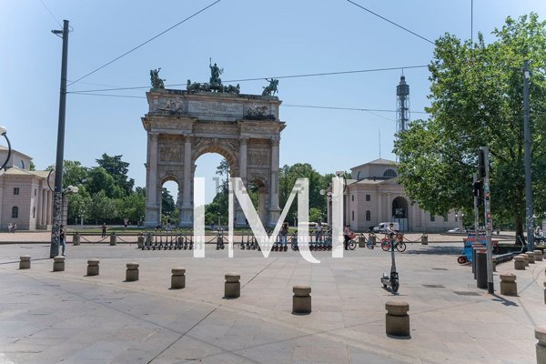 appartamento in vendita a Milano in zona Sempione
