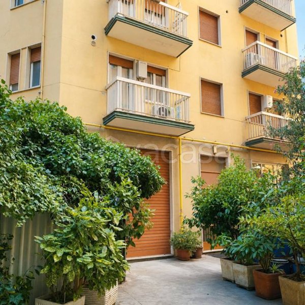 appartamento in vendita a Milano in zona Bovisa