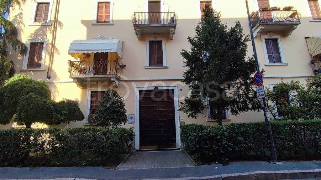appartamento in vendita a Milano in zona Affori