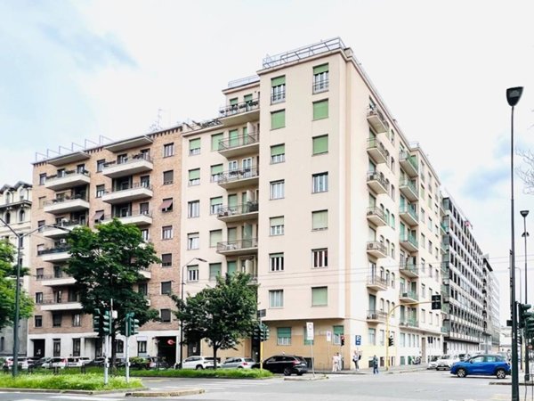 appartamento in vendita a Milano in zona Loreto