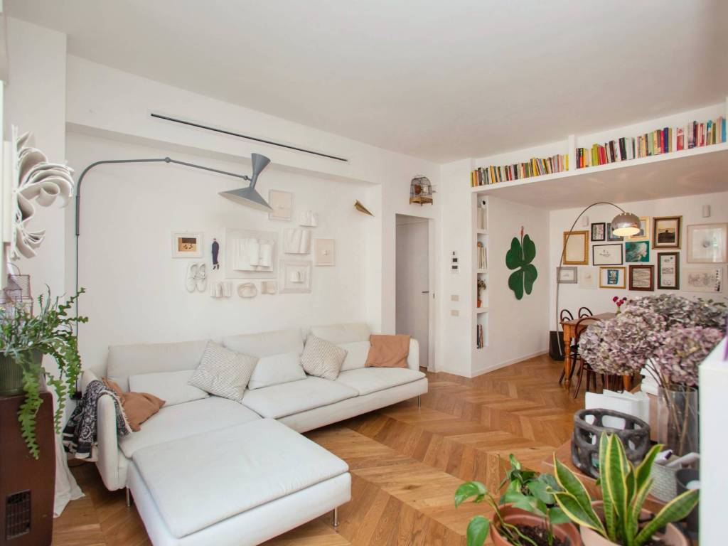 appartamento in vendita a Milano in zona Sempione