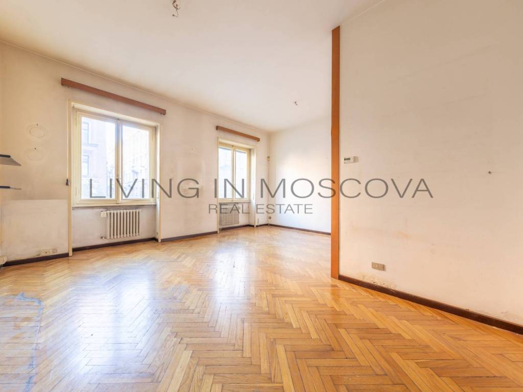 appartamento in vendita a Milano in zona Guastalla