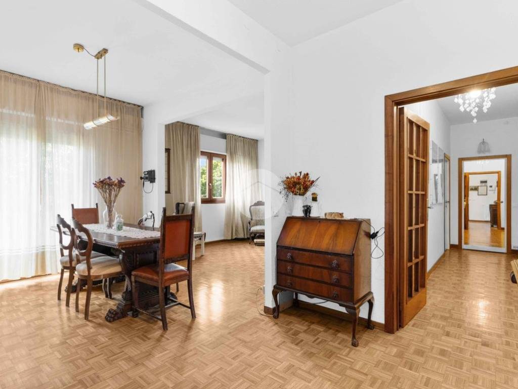 appartamento in vendita a Milano in zona Gratosoglio
