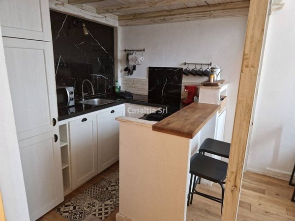 appartamento in vendita a Milano in zona Restocco Maroni