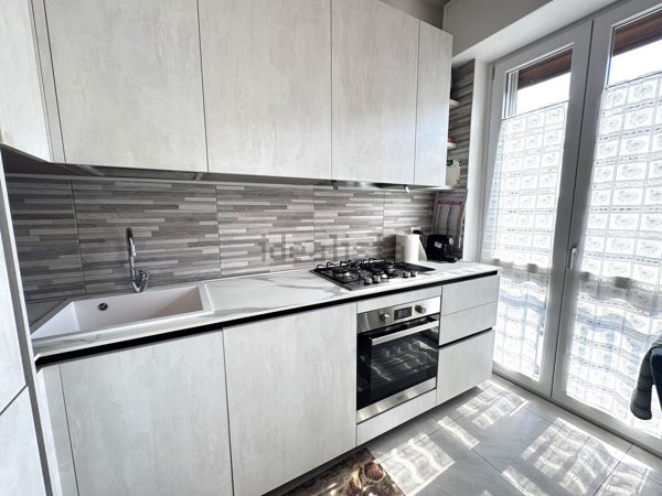 appartamento in vendita a Milano in zona Vigentino