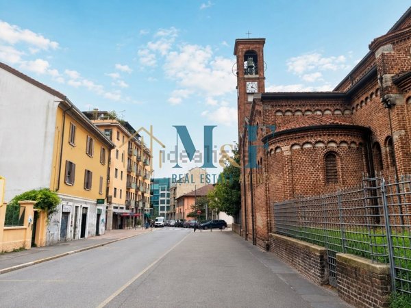 appartamento in vendita a Milano in zona Lambrate