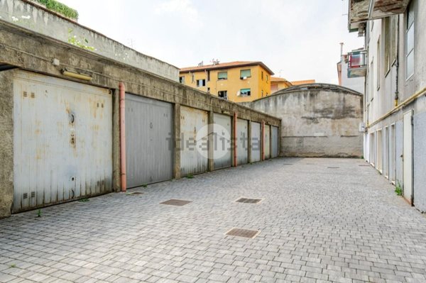locale di sgombero in vendita a Milano in zona San Siro