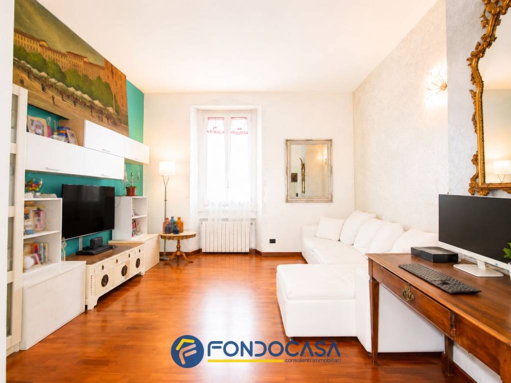 appartamento in vendita a Milano in zona Isola