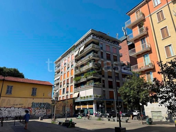 appartamento in vendita a Milano in zona Porta Ticinese