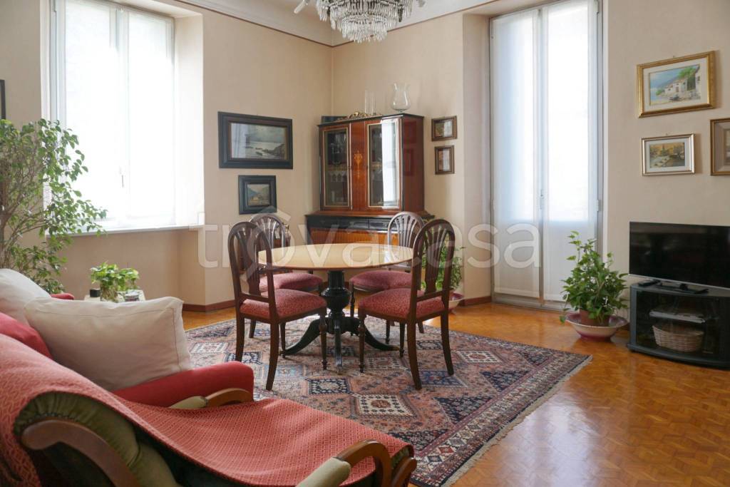 appartamento in vendita a Milano in zona Solari