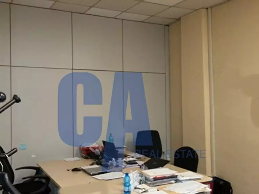 negozio in vendita a Milano in zona Piazzale Lodi
