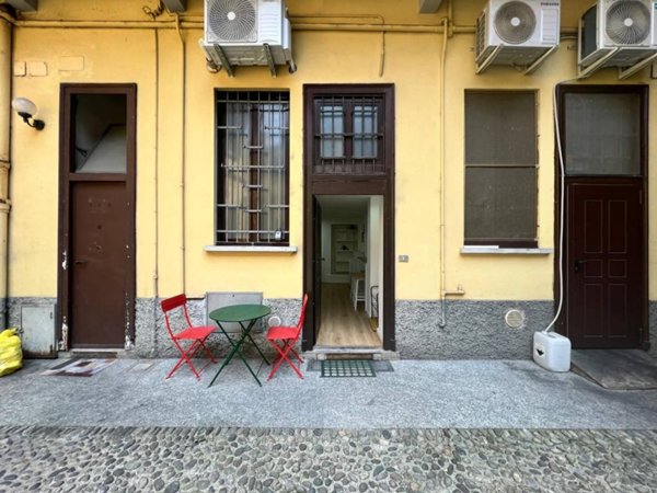appartamento in vendita a Milano in zona Barona