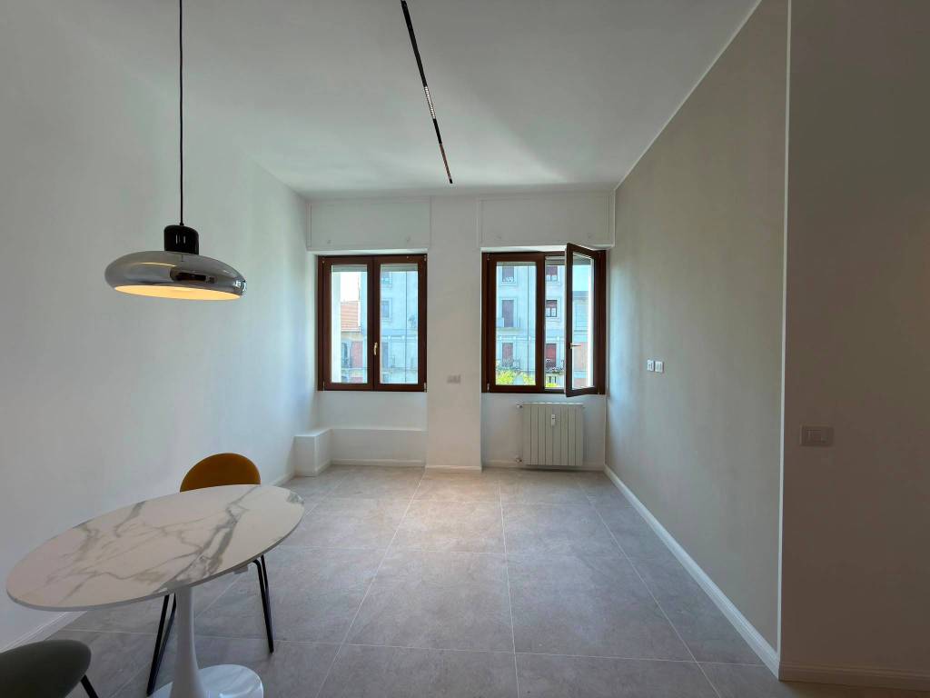 appartamento in vendita a Milano in zona XXII Marzo