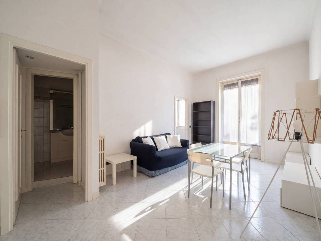 appartamento in vendita a Milano in zona Solari