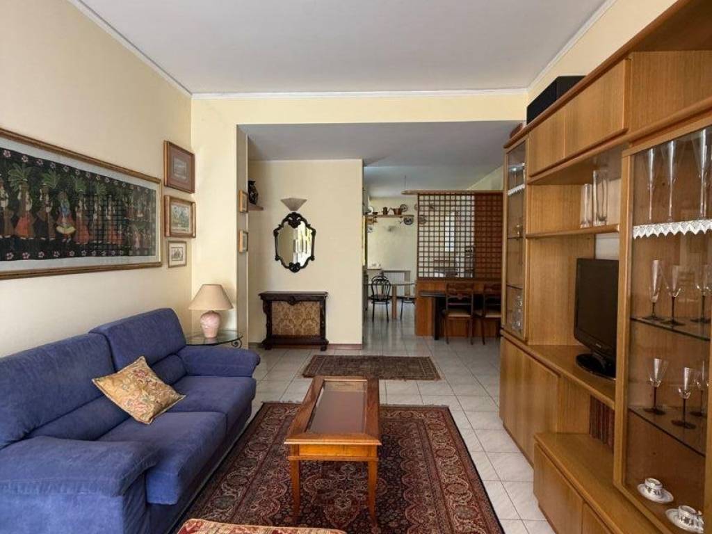 appartamento in vendita a Milano in zona Gorla