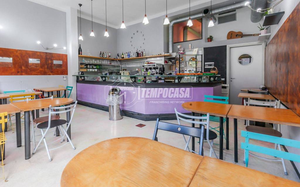 negozio in vendita a Milano in zona Bovisa