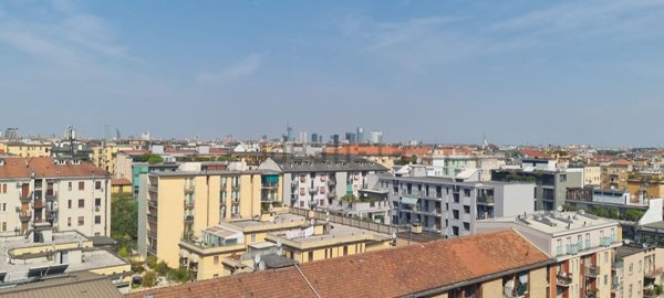 appartamento in vendita a Milano in zona Corsica