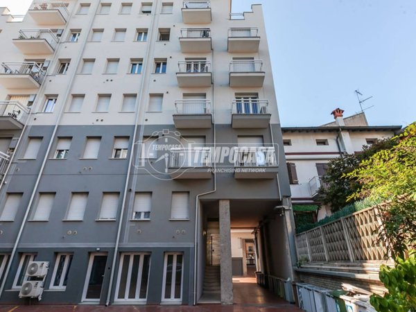 appartamento in vendita a Milano in zona Quarto Oggiaro