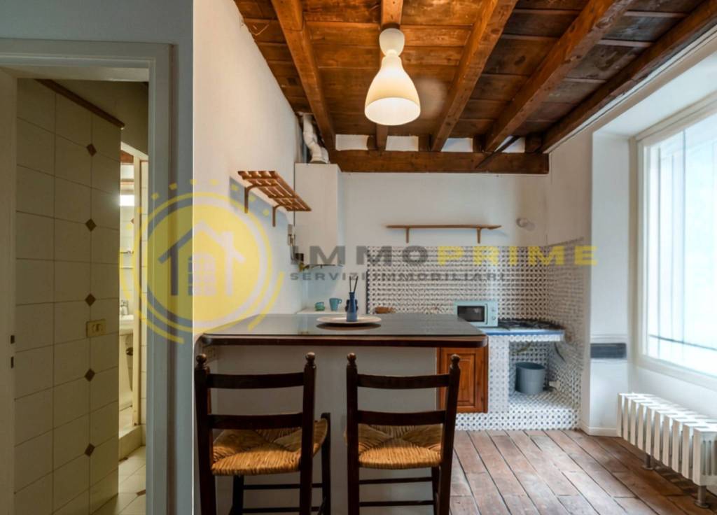 appartamento in vendita a Milano in zona Porta Genova
