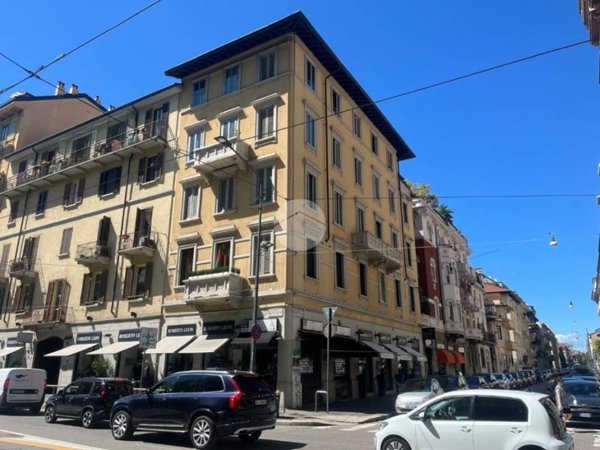 negozio in vendita a Milano in zona XXII Marzo