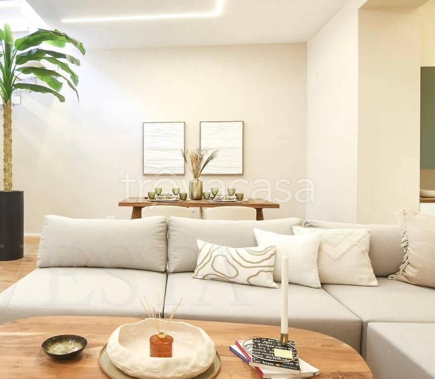 appartamento in vendita a Milano in zona Piazzale Lodi