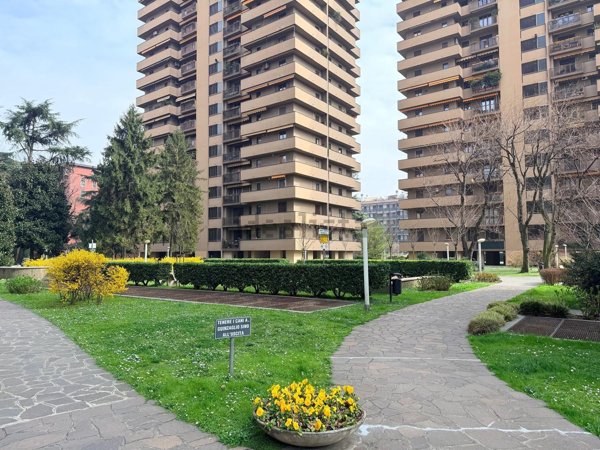 appartamento in vendita a Milano in zona Piazzale Lodi