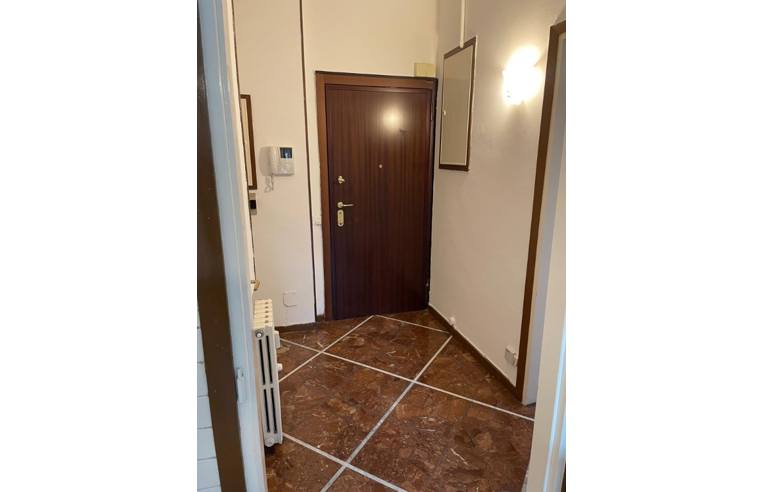 appartamento in vendita a Milano in zona Famagosta