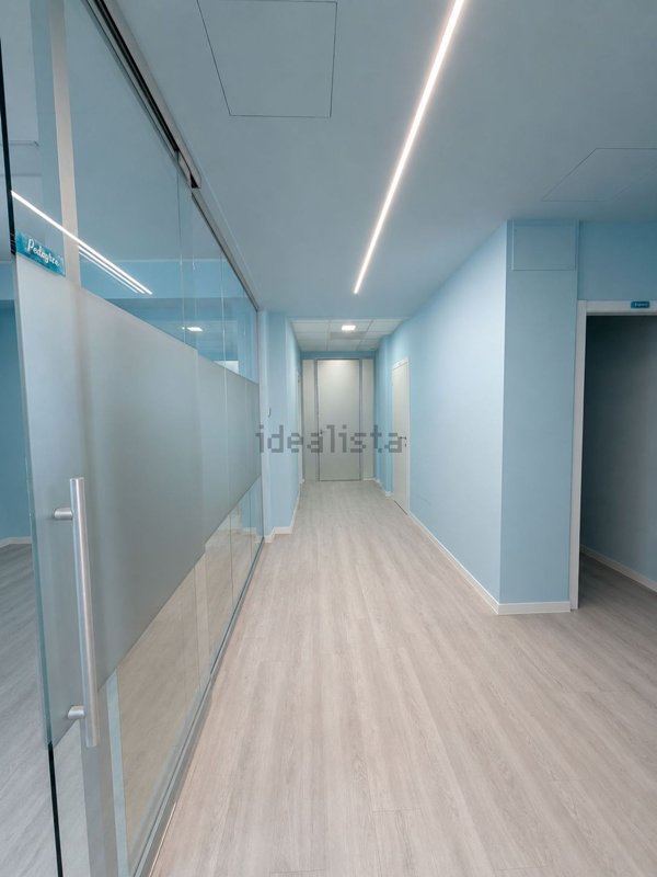 locale commerciale in vendita a Milano in zona Bruzzano