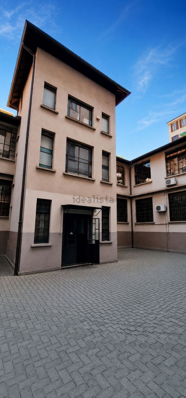 appartamento in vendita a Milano in zona Città Studi