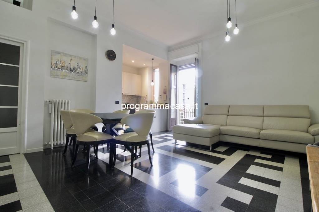 appartamento in vendita a Milano in zona Città Studi