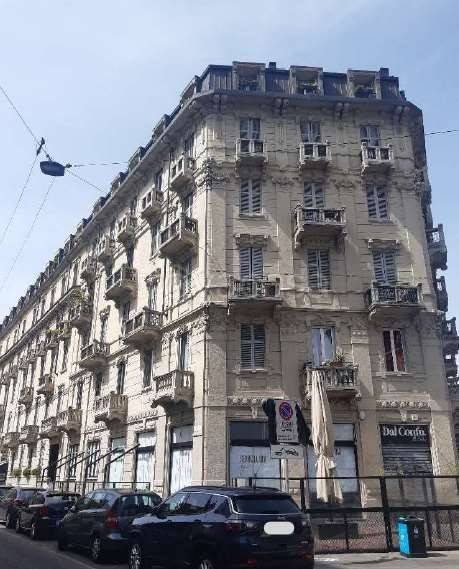appartamento in vendita a Milano in zona Isola