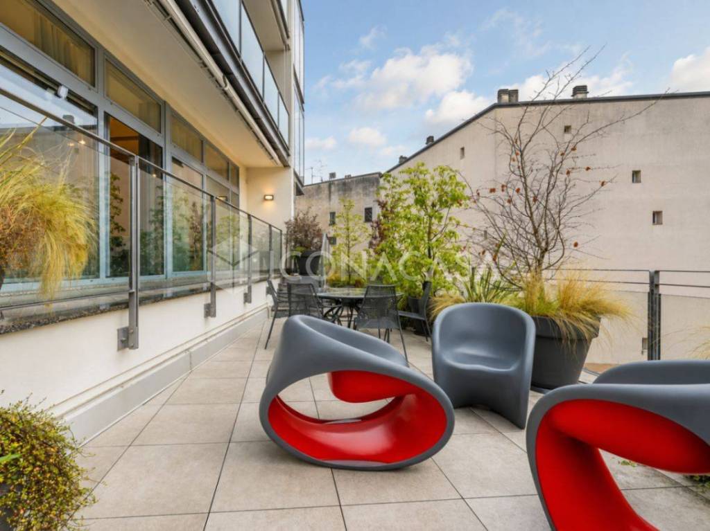 appartamento in vendita a Milano in zona Loreto
