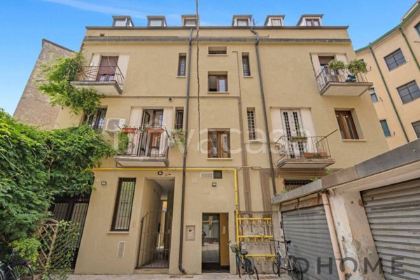 appartamento in vendita a Milano in zona Crescenzago