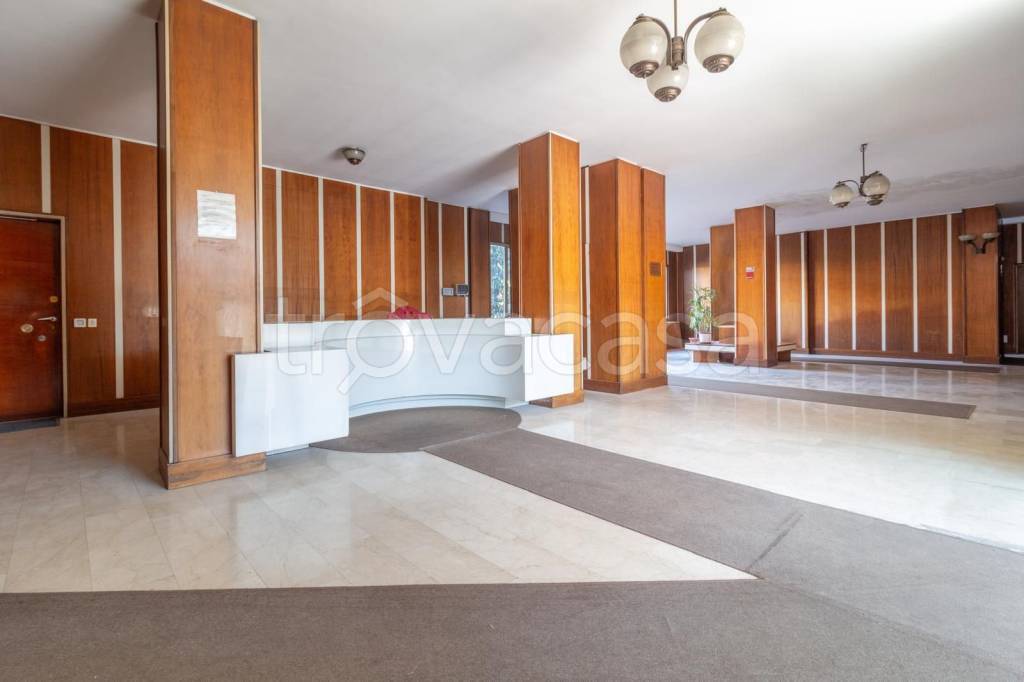 appartamento in vendita a Milano in zona Forlanini