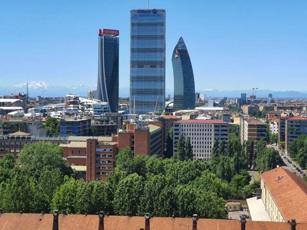 appartamento in vendita a Milano in zona Porta Magenta