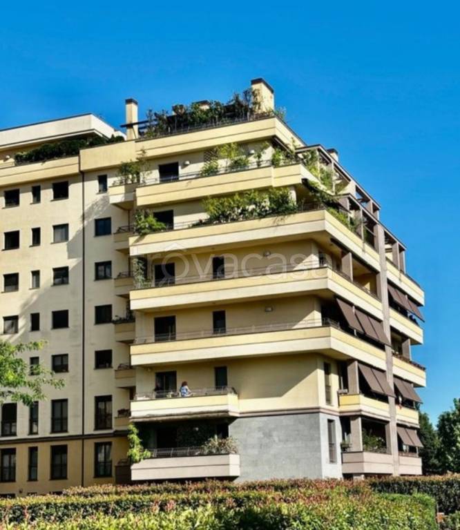 appartamento in vendita a Milano in zona Quarto Cagnino