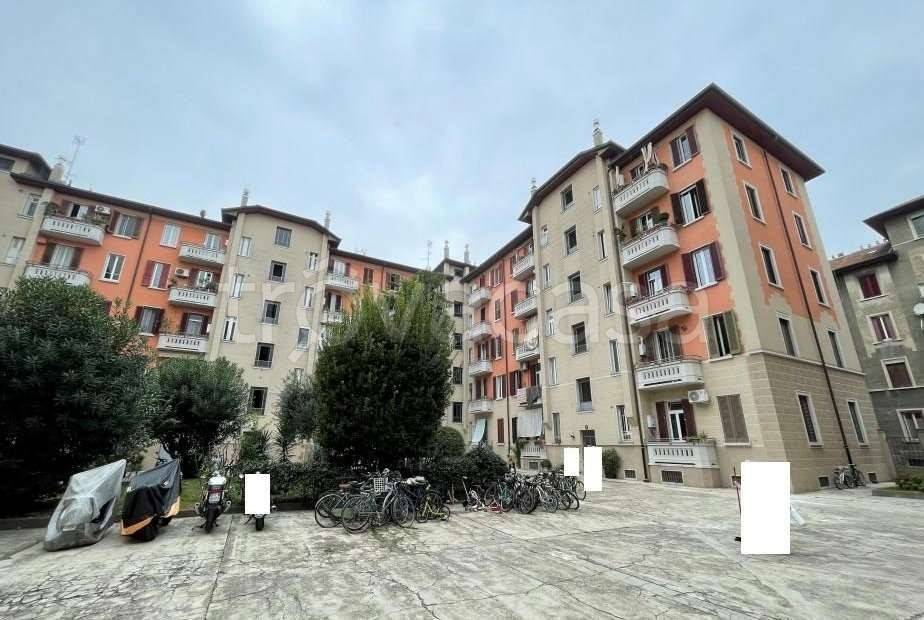 appartamento in vendita a Milano in zona Villapizzone