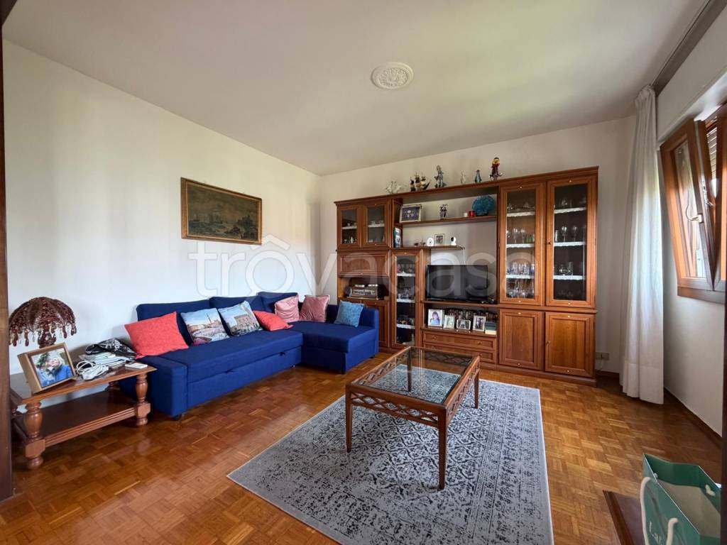 appartamento in vendita a Milano in zona Gratosoglio